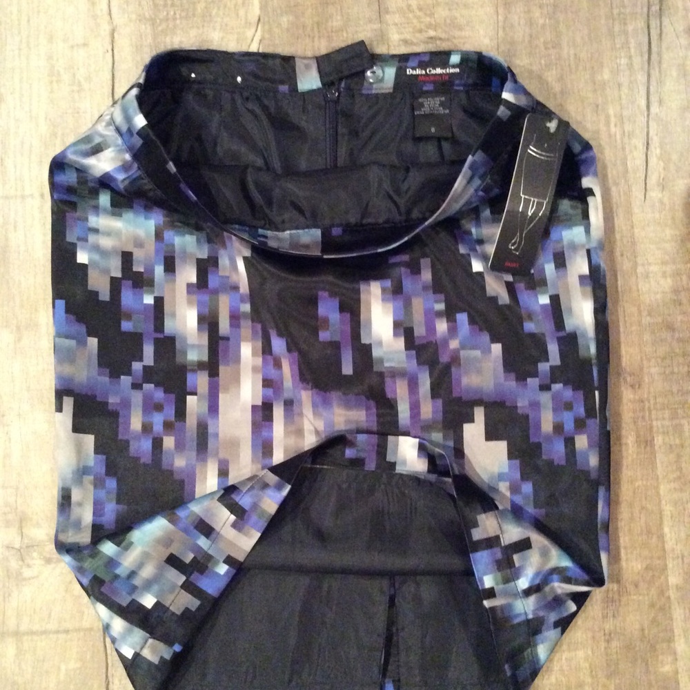 Dalia Collection Size 6 NWT Lined Skirt - Picture 3 of 7